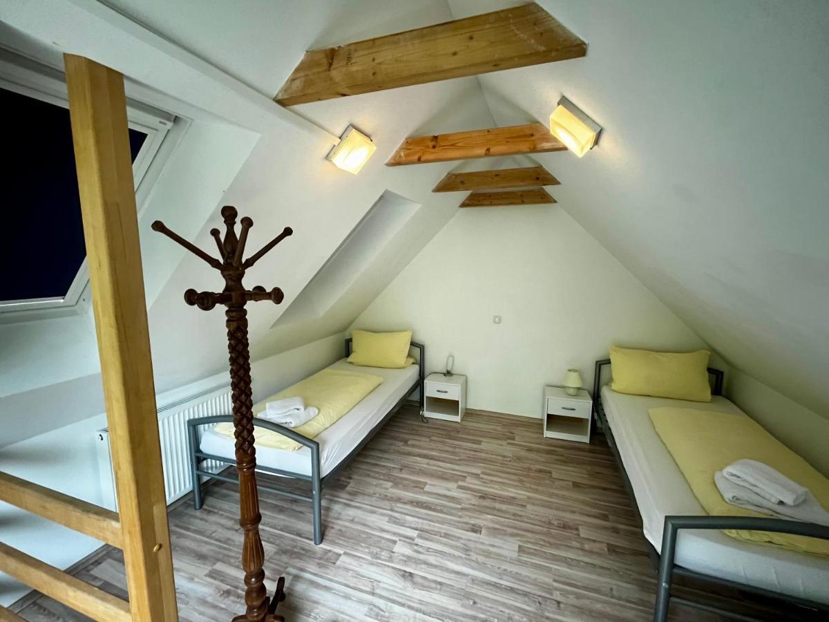 Apartment Gaestehaus 3 *